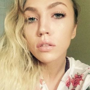 Meet your Posher, Michaela